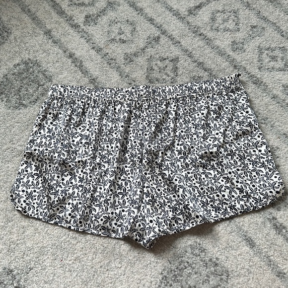 NWT Stella McCartney Sienna Giggling Silk Shorts - Picture 6 of 6